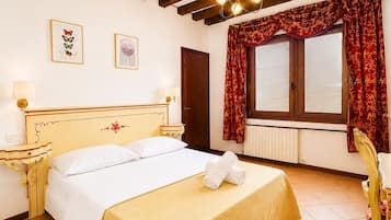 Standard Double Room, City View | Iron/ironing board, free WiFi
