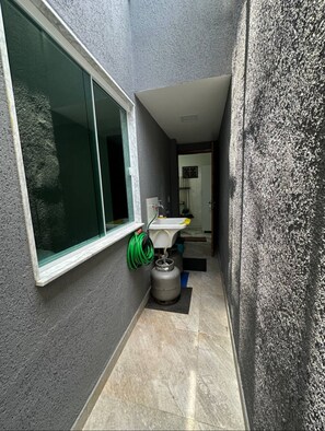Hair dryer, towels, soap, toilet paper - Vrbo Property (Arraial do Cabo)