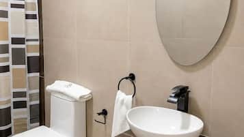 Asciugamani, sapone, carta igienica