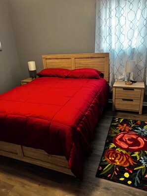 3 Schlafzimmer, Bügeleisen/Bügelbrett, WLAN, Bettwäsche