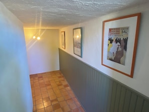 Interior - Studio with a pool, ideal for cyclists and athletes. Pets allowed (Rasteau)