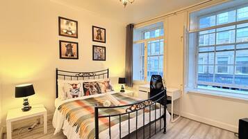 Iron/ironing board, WiFi, bed sheets