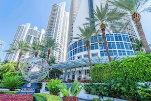 Exterior - Exclusive Trump Beachfront Condo (Sunny Isles Beach)