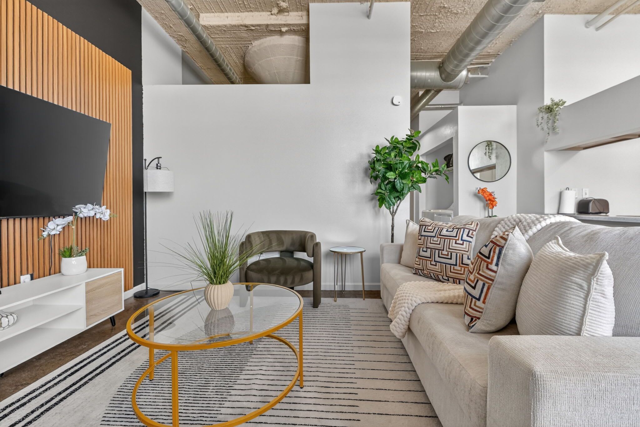 TV, offices