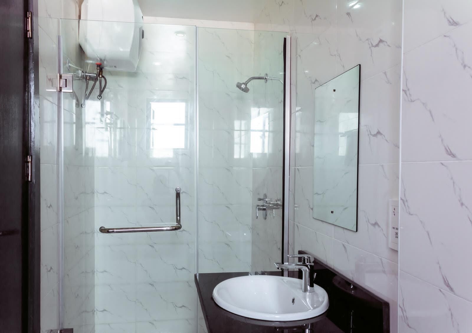 Deluxe Apartment, Balcony, City View | Bathroom