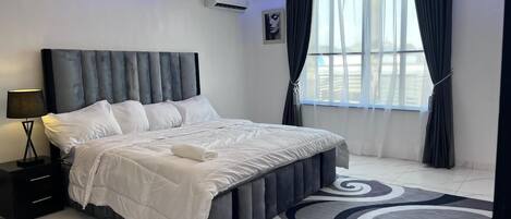 Deluxe-Apartment, Balkon, Stadtblick