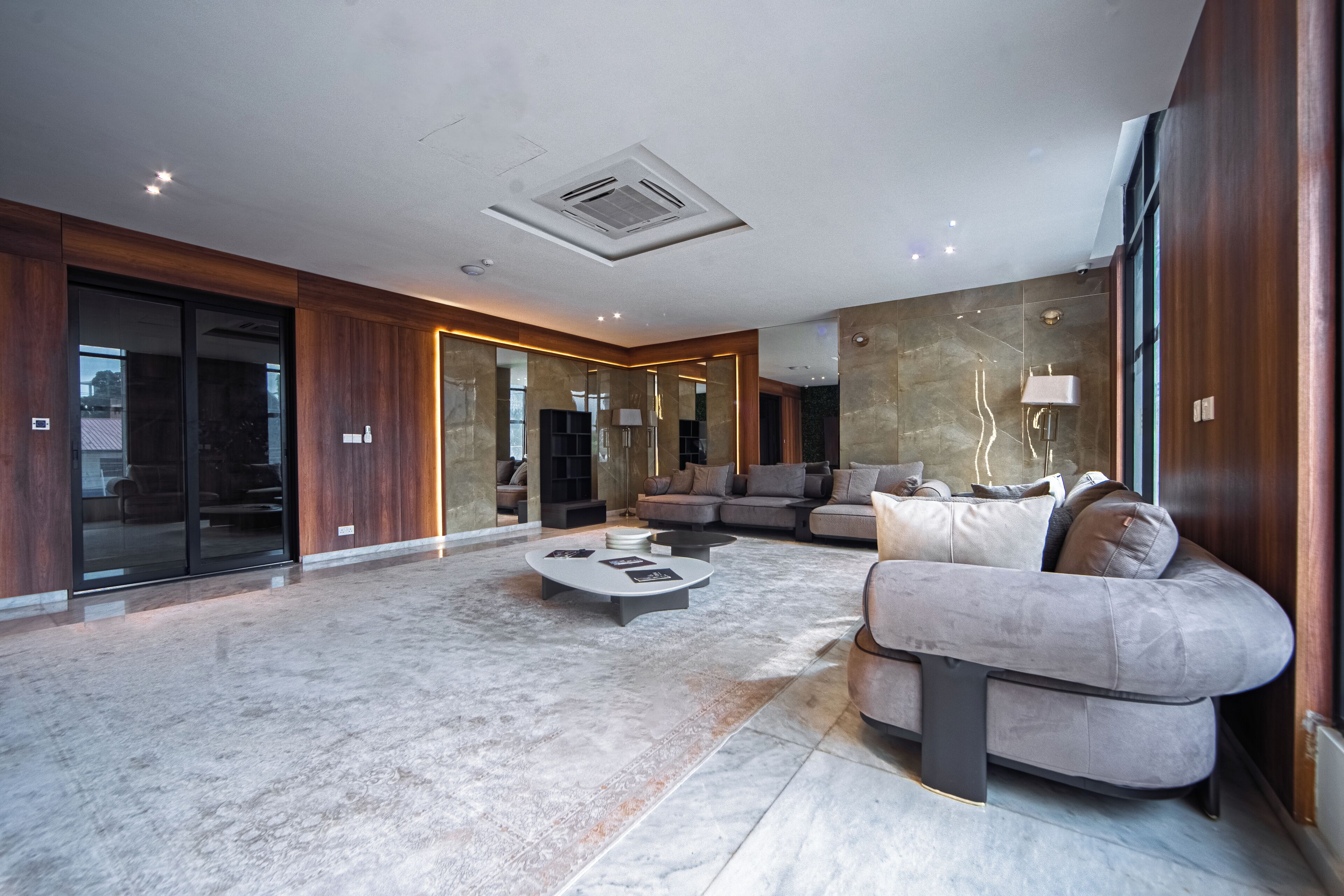 Khu lounge executive