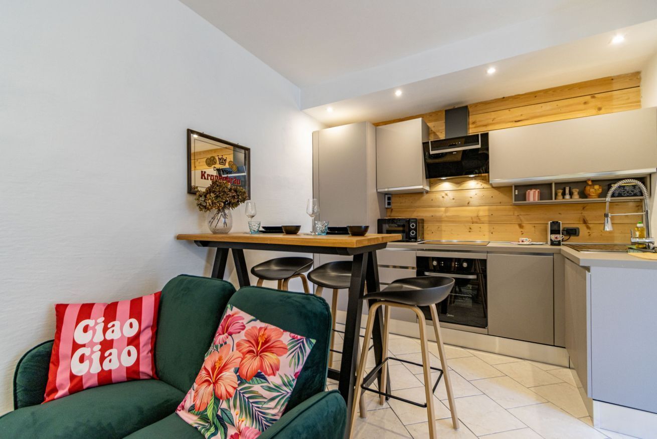 Fridge, microwave, dishwasher, toaster