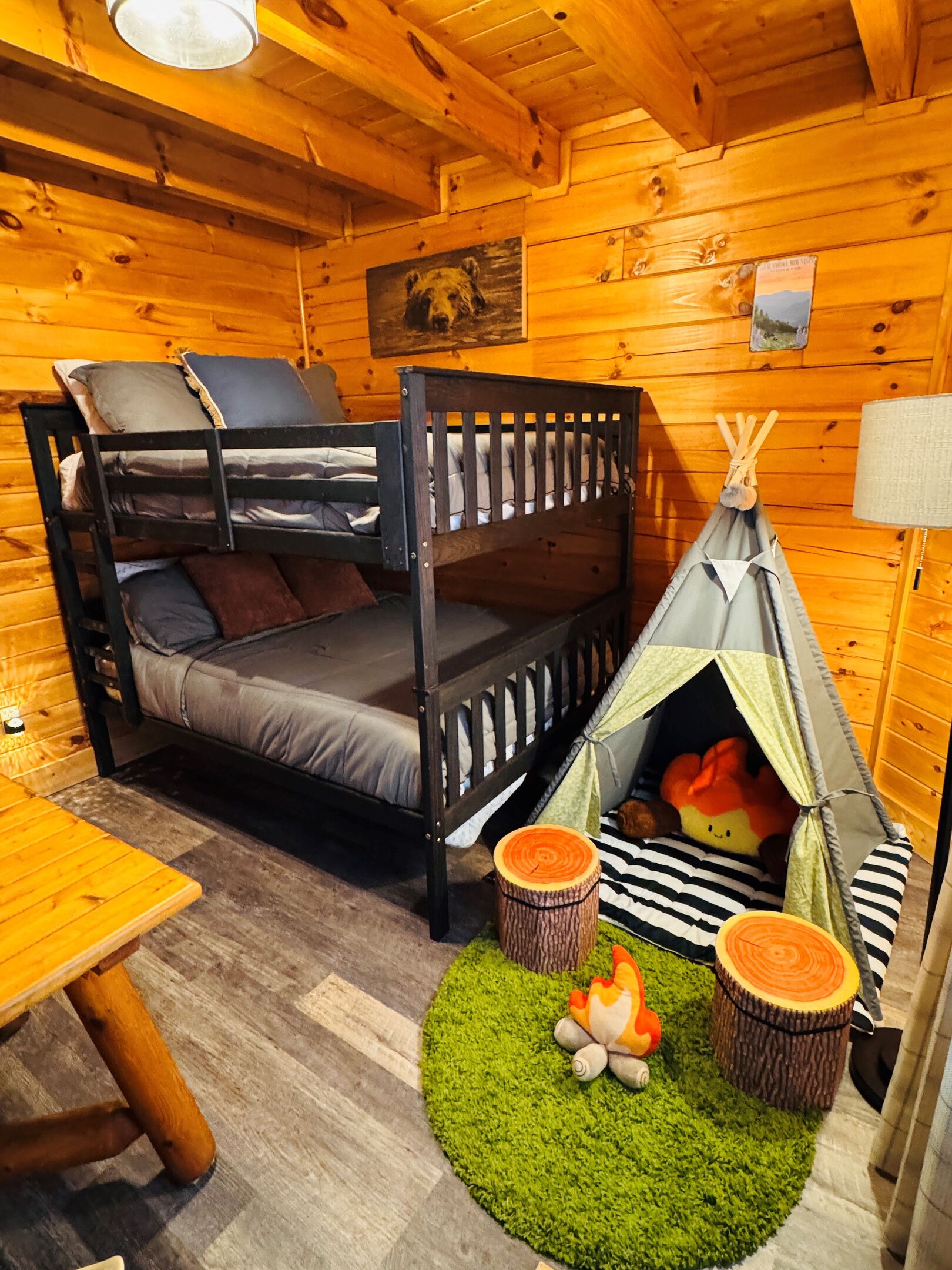 3 bedrooms, iron/ironing board, travel crib, WiFi