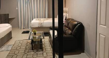 Aroundcorner Guesthouse