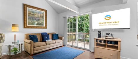 Condo, Multiple Beds, Golf View (Eagle's View) | Living area