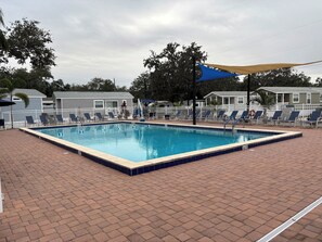 Pool - Newly Remodeled Tiny Home 20 minutes from Disney!~ (Kissimmee)