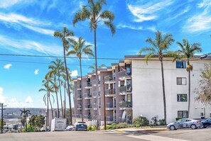 Exterior - Stunning Views in Bankers Hill! (San Diego)