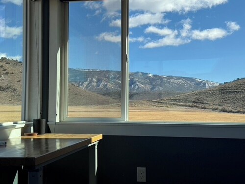 Spacious 4-BDRM home in Capitol Reef Country: Apricity House Welcomes You