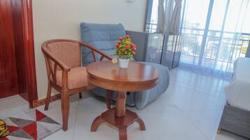 Executive Suite, Balcony, City View
