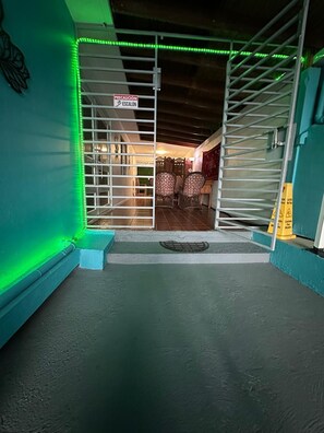 Interior - Modern 2-Bedroom Apartment in San Juan, PR,  24/7 Water & Electricity (San Juan)