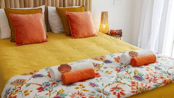3 Schlafzimmer, Babybetten, Bettwäsche