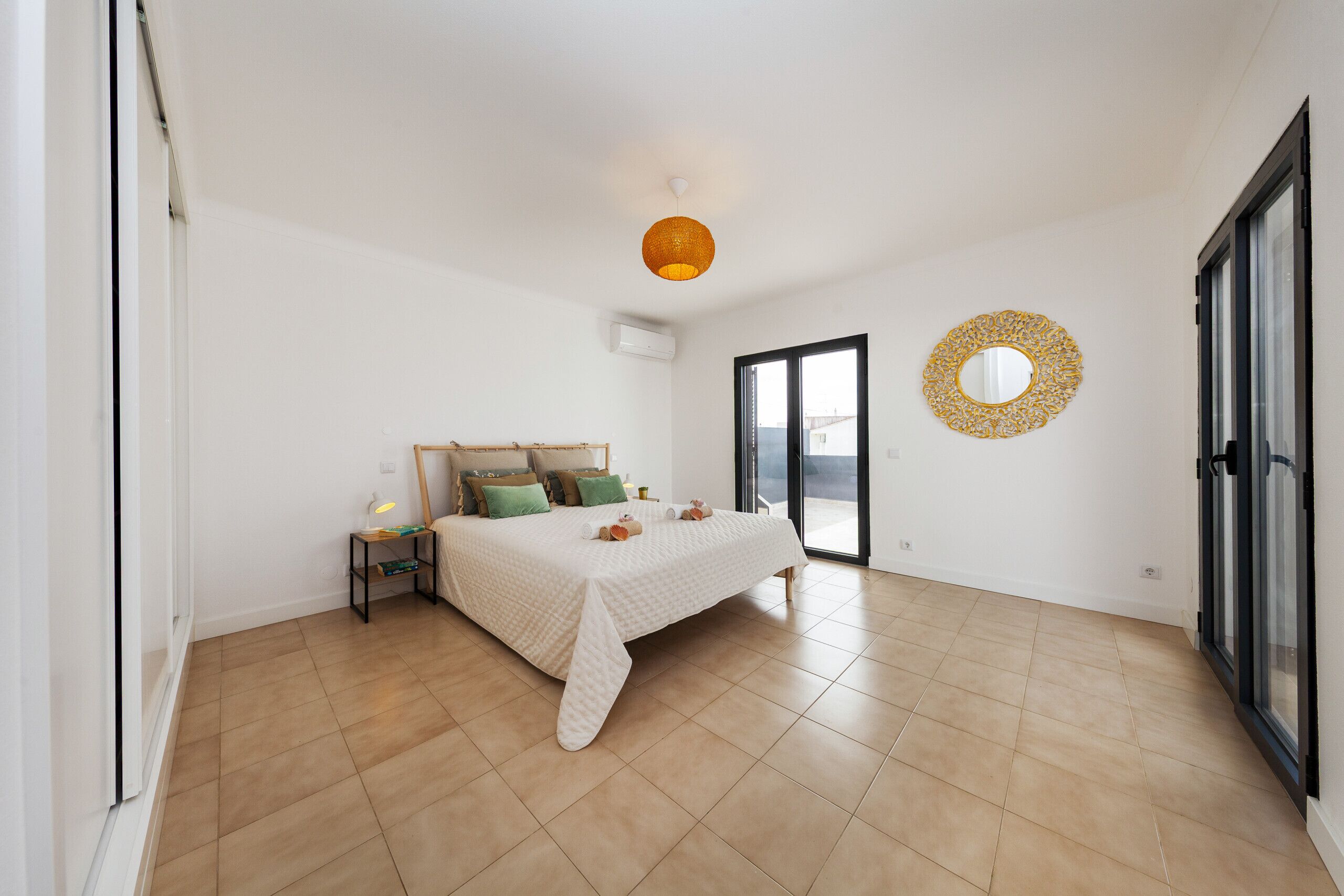4 chambres, draps fournis