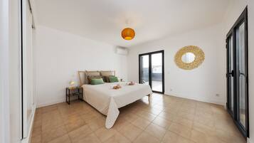 4 chambres, draps fournis