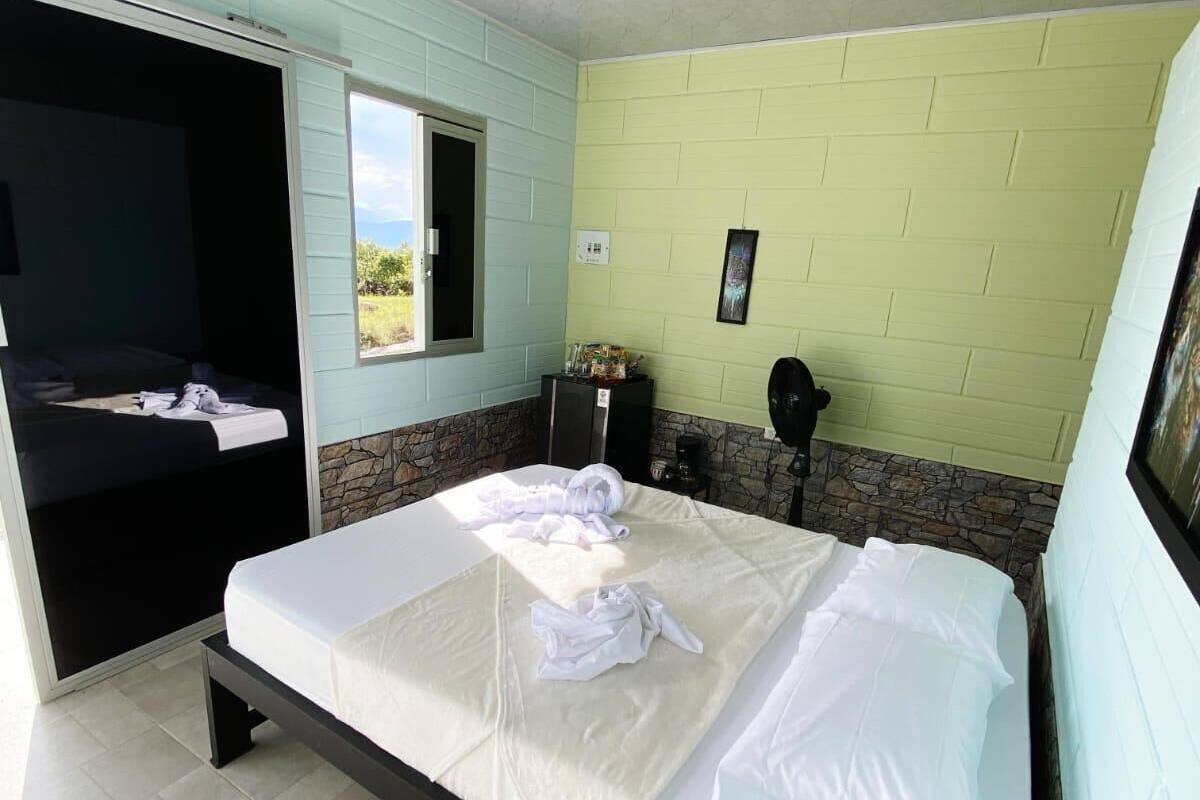 Standard Cabin, Mountain View | Seterika/papan seterika 