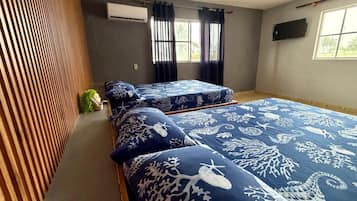 Habitación doble de lujo, patio, vista a la alberca | Wifi gratis y ropa de cama
