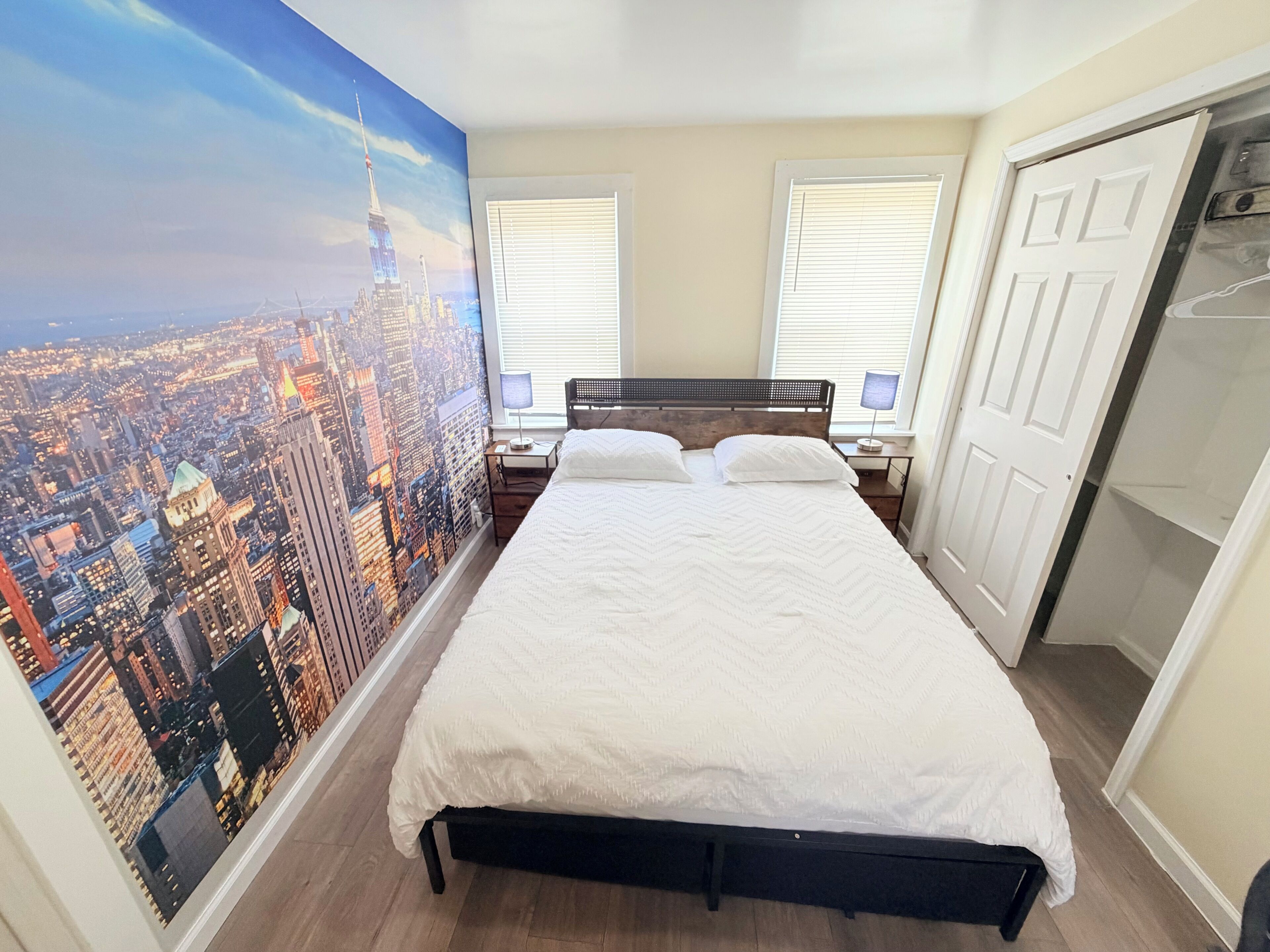 2 bedrooms, iron/ironing board, travel crib, WiFi (free)