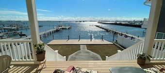 Big Waterfront House! Fishing Dock, Arcade, Garage Parking, Walk to Beach!