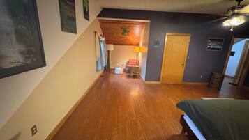 3 Schlafzimmer, Bügeleisen/Bügelbrett, WLAN, Bettwäsche