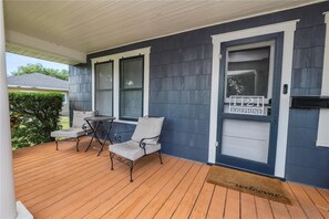 Terrace/patio - Charming Lakeland Bungalow Close to Downtown (Lakeland)