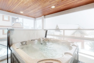 Bañera de hidromasaje privada