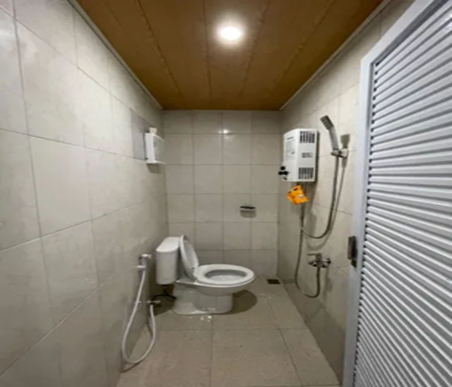 Cabane, vue fleuve | Salle de bain
