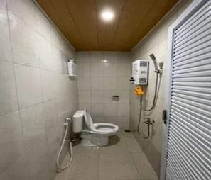 Cabane, vue fleuve | Salle de bain