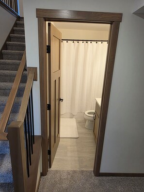 Interior - Perfect Luxury 4-bedroom house with Central AC in Rochester (Rochester)
