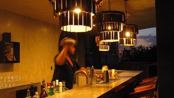 Bar (en la propiedad)