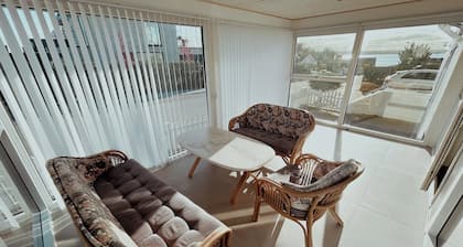 Family-friendly holiday home near the sea