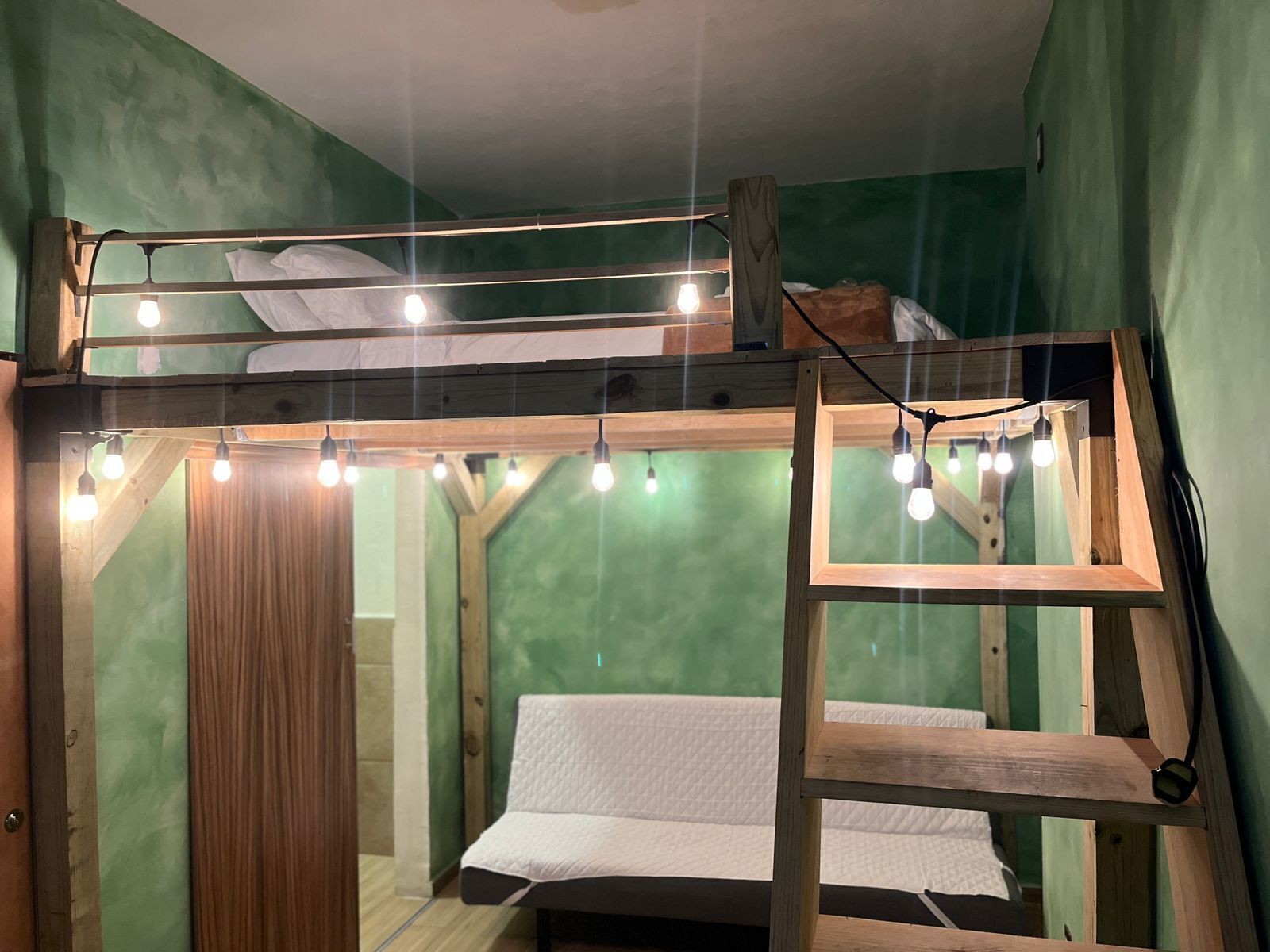 Estudio familiar | Caja fuerte, cortinas opacas, wifi gratis