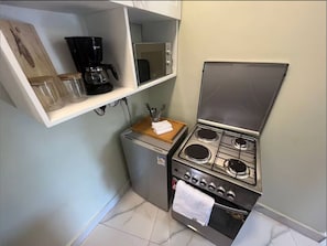 Private kitchen - The Nicoletta Apartment 104: Cosy and Private (Kampala)