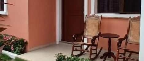 Huoneisto, näköala puutarhaan | Terassi/patio
