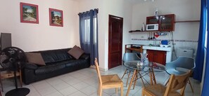 Living area - Apartamentos Nokal (Masaya)