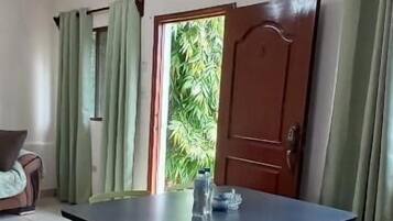 Family Apartment | Dining
