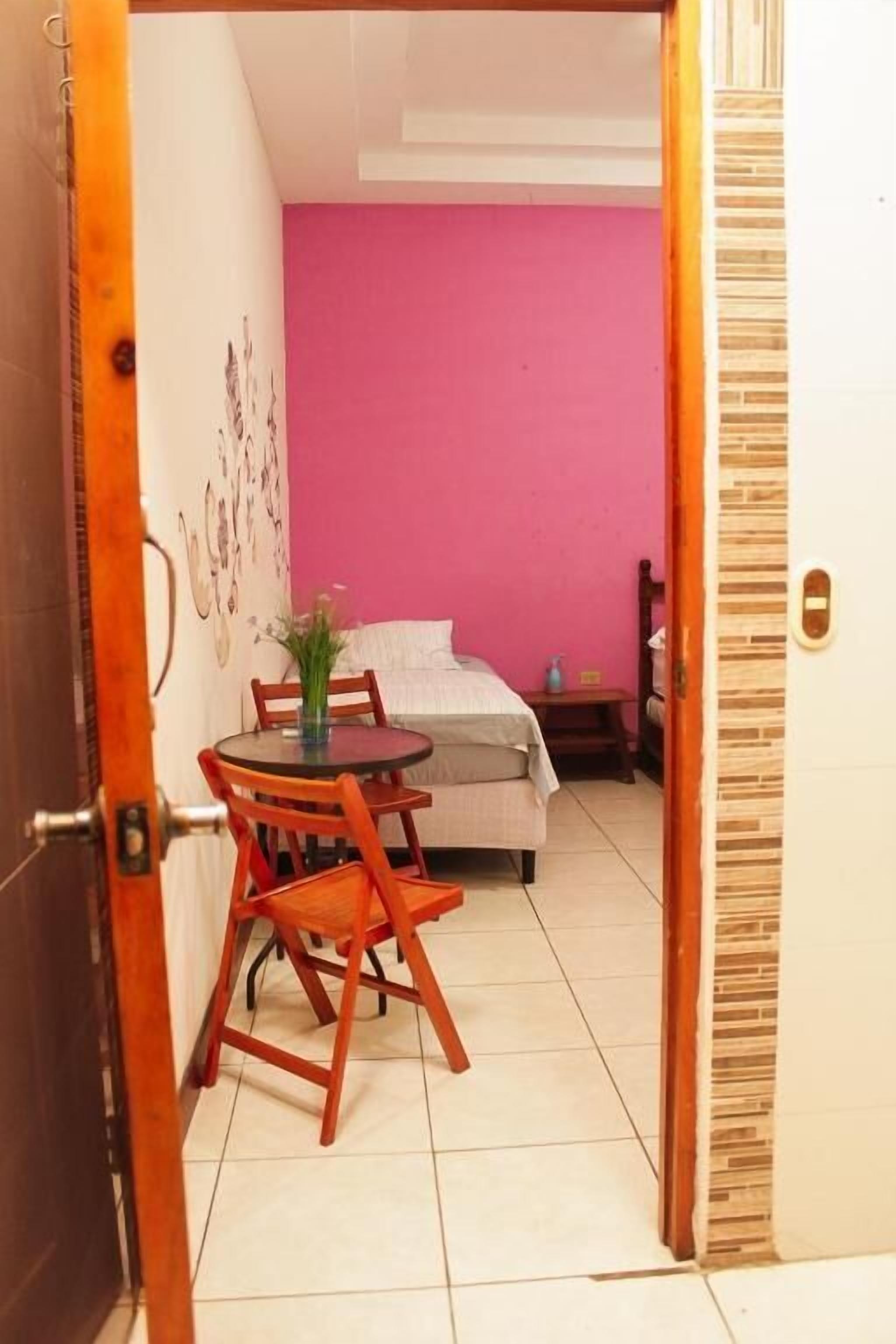Habitación doble Deluxe, baño privado | Wifi gratis 