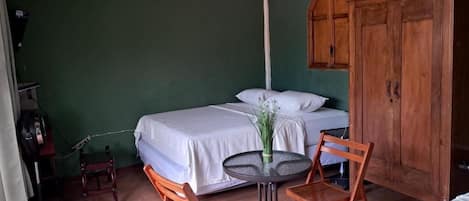 Studio Confort, salle de bain privée | Accès au Wi-Fi (inclus)