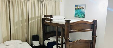 Double Room, Multiple Beds, Non Smoking, Air conditioning | WiFi (free)