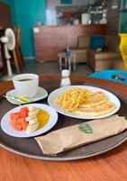 Desayuno continental incluido todos los días
