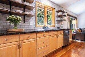 Interior - Secluded Forest Cabin w/ Hot Tub & Fire Pit (Bellingham)