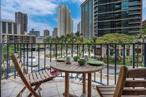 Unclassified image, 2 of 32, button - Central Waikiki 2 Bedroom, AC, Lanai, Pool, King (Honolulu)