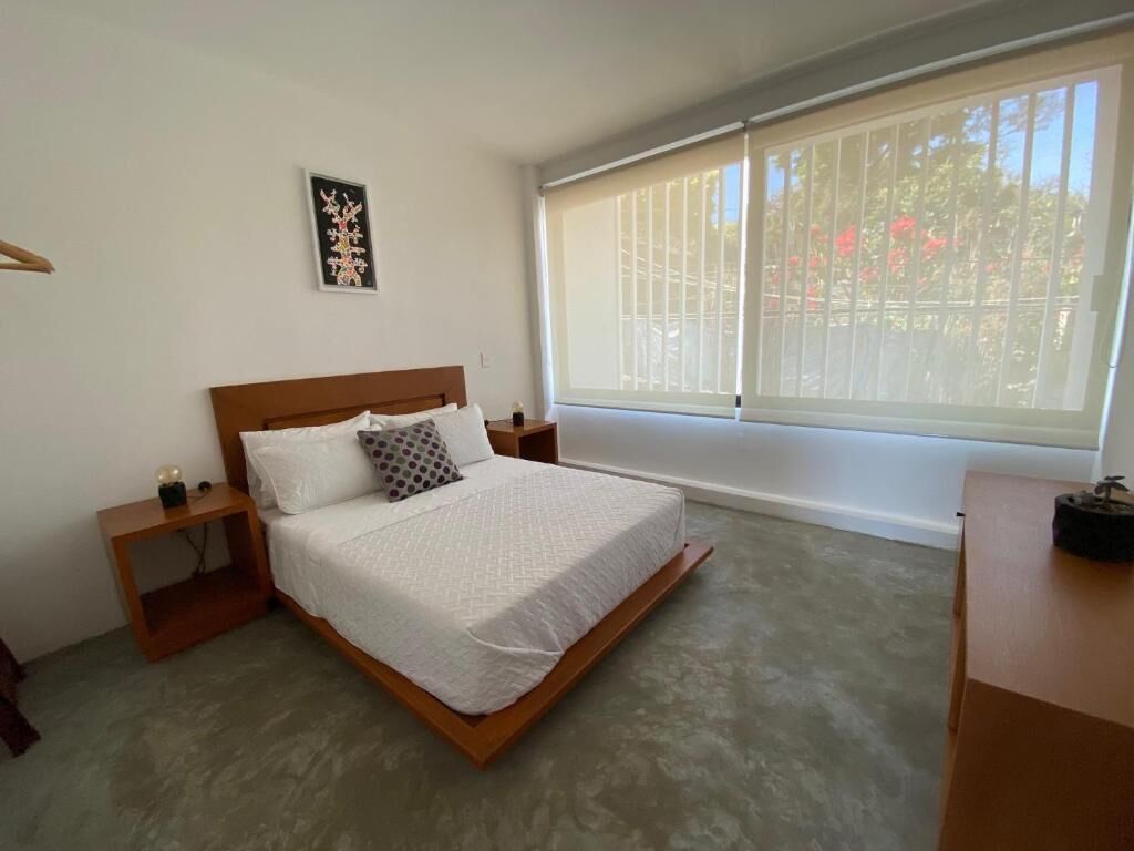 Loft, balcón, vista a la montaña | Escritorio, espacio para trabajar con laptop y wifi gratis 
