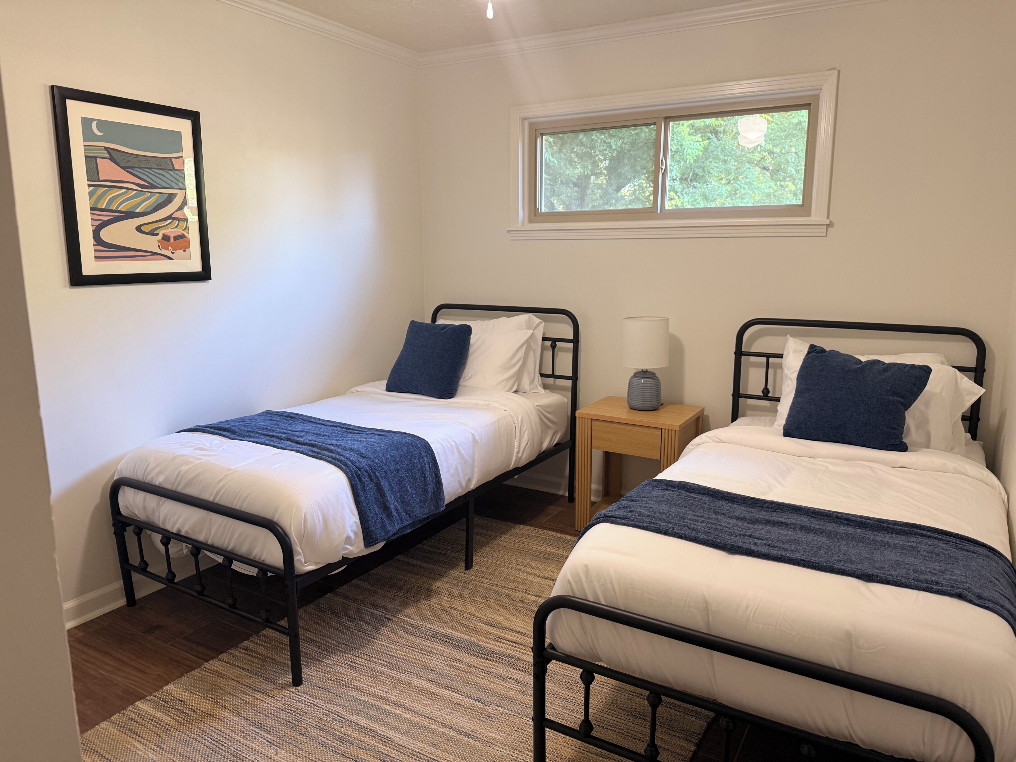 3 bedrooms, iron/ironing board, free WiFi, bed sheets