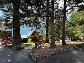 Exterior - Ember Creek 3 Bedroom & Loft, Family Retreat! (Shaver Lake)