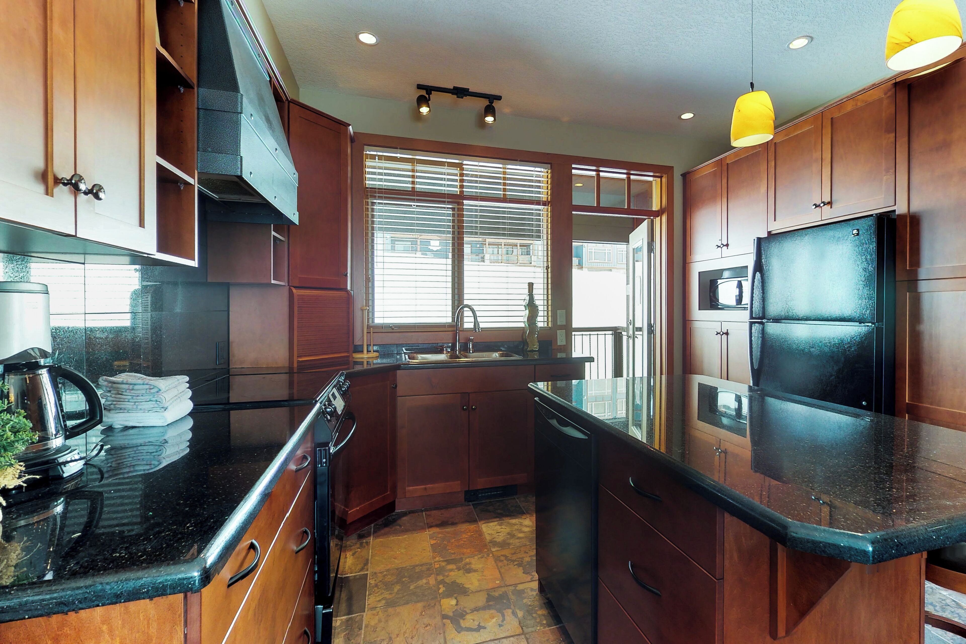 Blacksmith Lodge 7 | Private kitchen | Coffee/tea maker
